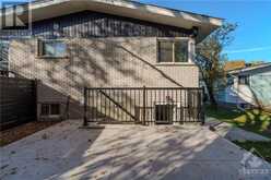 22 WHITEHILL AVENUE Ottawa