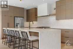 15 TRAILWAY CIRCLE Ottawa