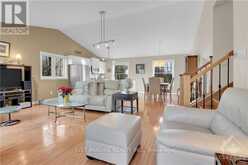 5771 BUTTERCUP LANE Ottawa