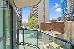 303 - 445 LAURIER AVENUE Ottawa