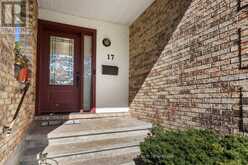 17 WELBY COURT Ottawa