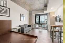 2915 - 105 CHAMPAGNE AVENUE S Ottawa