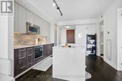 306 - 111 CHAMPAGNE AVENUE S Ottawa