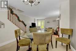 18 - 208 CHAPMAN MILLS DRIVE Ottawa