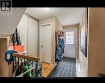 30B CASTLEBROOK LANE Ottawa