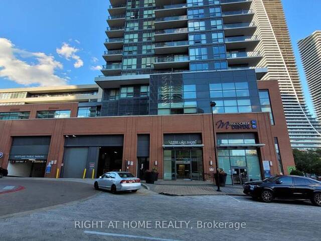 2205 - 2200 LAKE SHORE BOULEVARD W Toronto Ontario