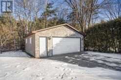 1073 GREENLANE ROAD W Champlain