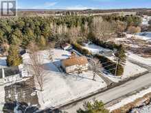 1073 GREENLANE ROAD W Champlain