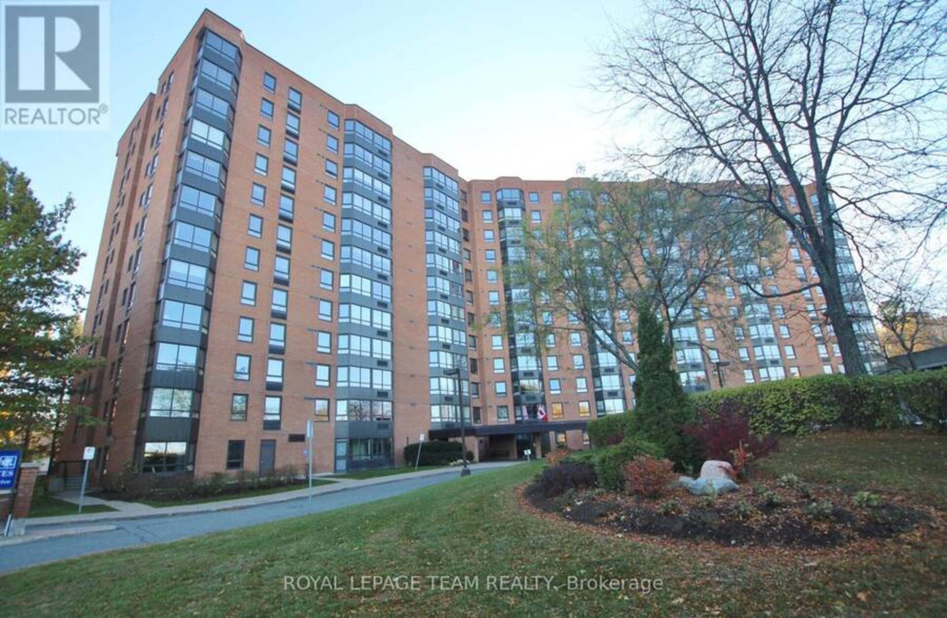 1209 - 80 SANDCASTLE DRIVE Ottawa