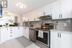 566 LAKERIDGE DRIVE Ottawa