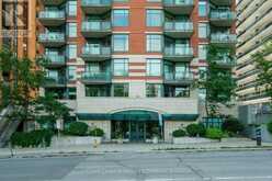 1101 - 570 LAURIER AVENUE W Ottawa