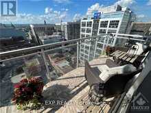 2109 - 324 LAURIER AVENUE W Ottawa