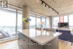 2109 - 324 LAURIER AVENUE W Ottawa