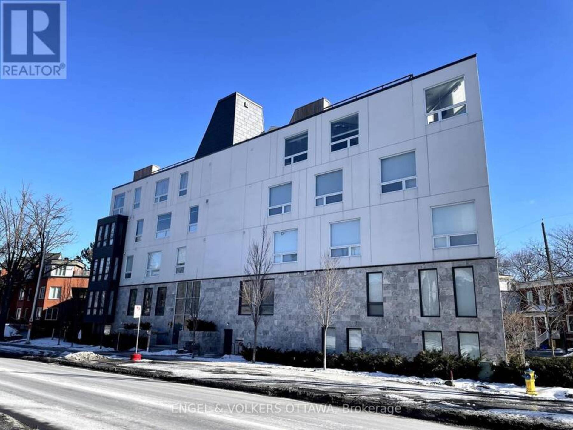 501 - 150 GREENFIELD AVENUE Ottawa