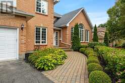 5525 PETTAPIECE CRESCENT Ottawa