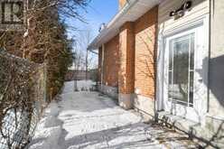 2226 TAWNEY ROAD Ottawa