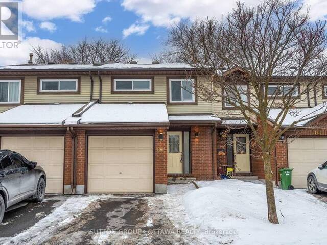 406 SANDHAMN AVENUE Ottawa Ontario