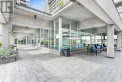 2304 - 530 LAURIER AVENUE W Ottawa