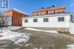 117 BROCKVILLE STREET Smiths Falls