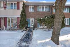 143 - 418 KINTYRE PRIVATE Ottawa