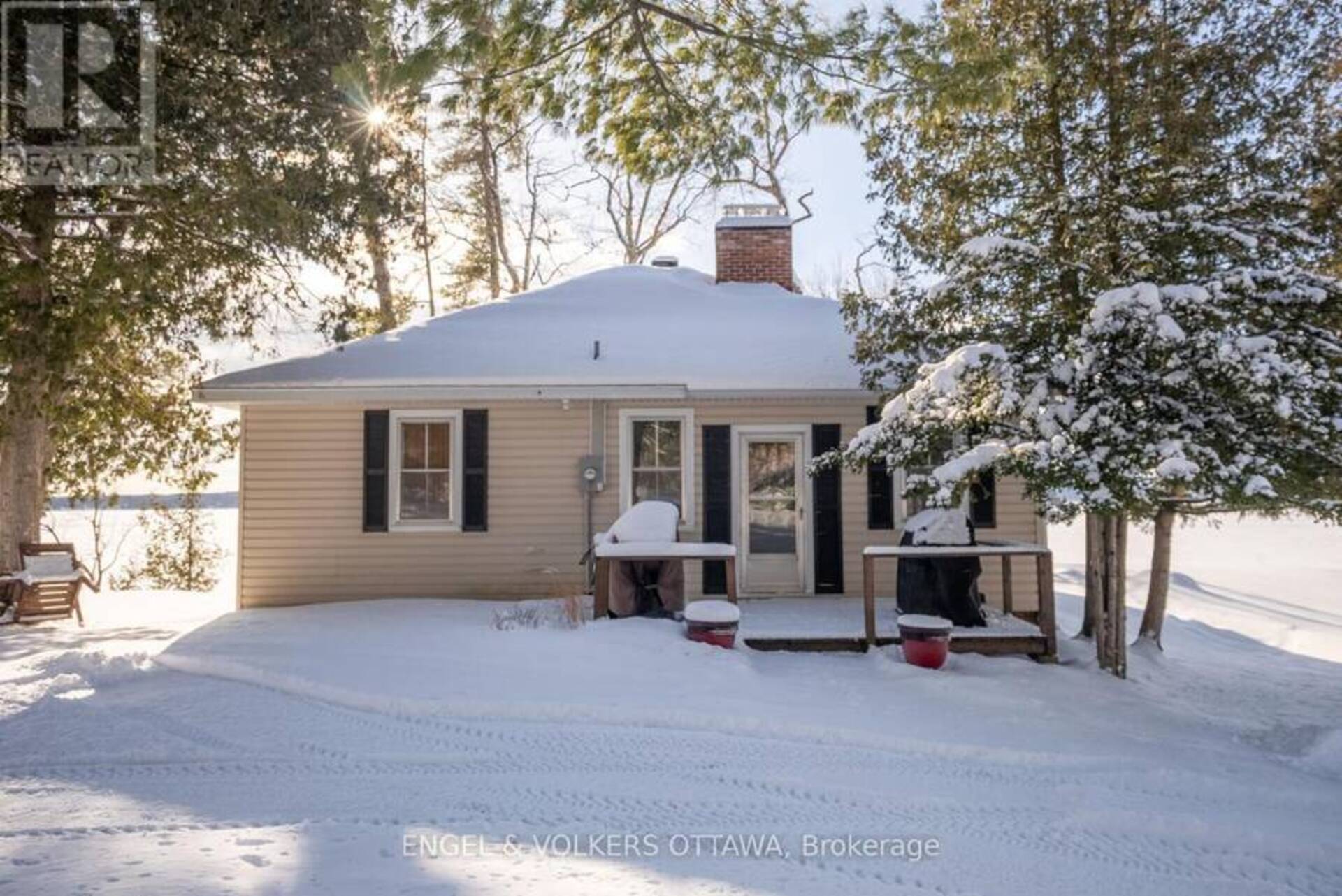 5349 CALABOGIE ROAD Madawaska