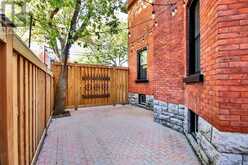 421 GILMOUR STREET Ottawa