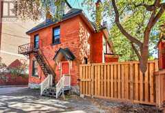 421 GILMOUR STREET Ottawa