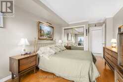 206 - 545 ST LAURENT BOULEVARD Ottawa