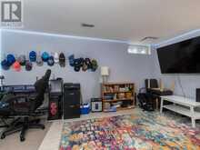 2 MCCLINTOCK WAY Ottawa