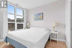 303 - 10 ROSEMOUNT AVENUE Ottawa