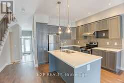 758 CARNELIAN CRESCENT Ottawa