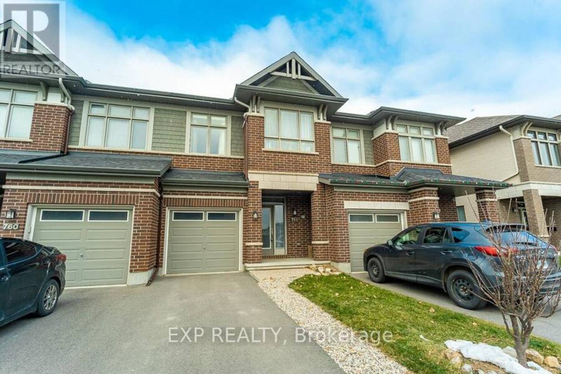 758 CARNELIAN CRESCENT Ottawa