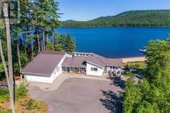 294 LAU-REN ROAD Laurentian Hills