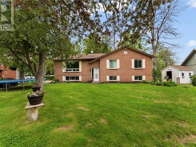 872 ARCHIBALD STREET Braeside Ontario