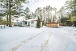 27 MEILLEURS ROAD Laurentian Hills