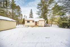 27 MEILLEURS ROAD Laurentian Hills