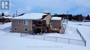 4 MAPLEVIEW COURT Whitewater Region