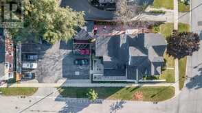 1 BERCZY STREET Barrie 