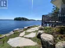 12 OUNO ISLAND Muskoka