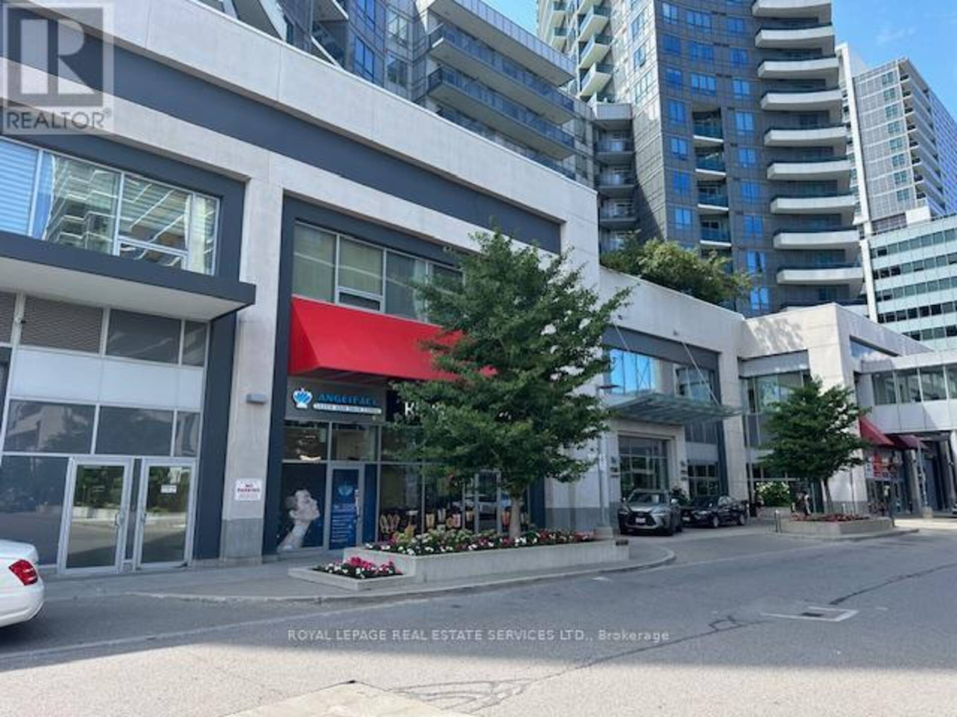 102 - 7163 YONGE STREET Markham 