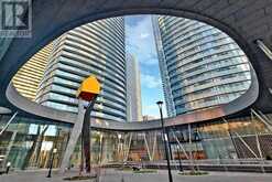 808 - 12 YORK STREET Toronto 