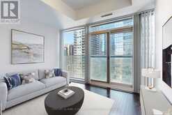 808 - 12 YORK STREET Toronto 