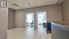 210 - 165 EGLINTON AVENUE E Toronto 