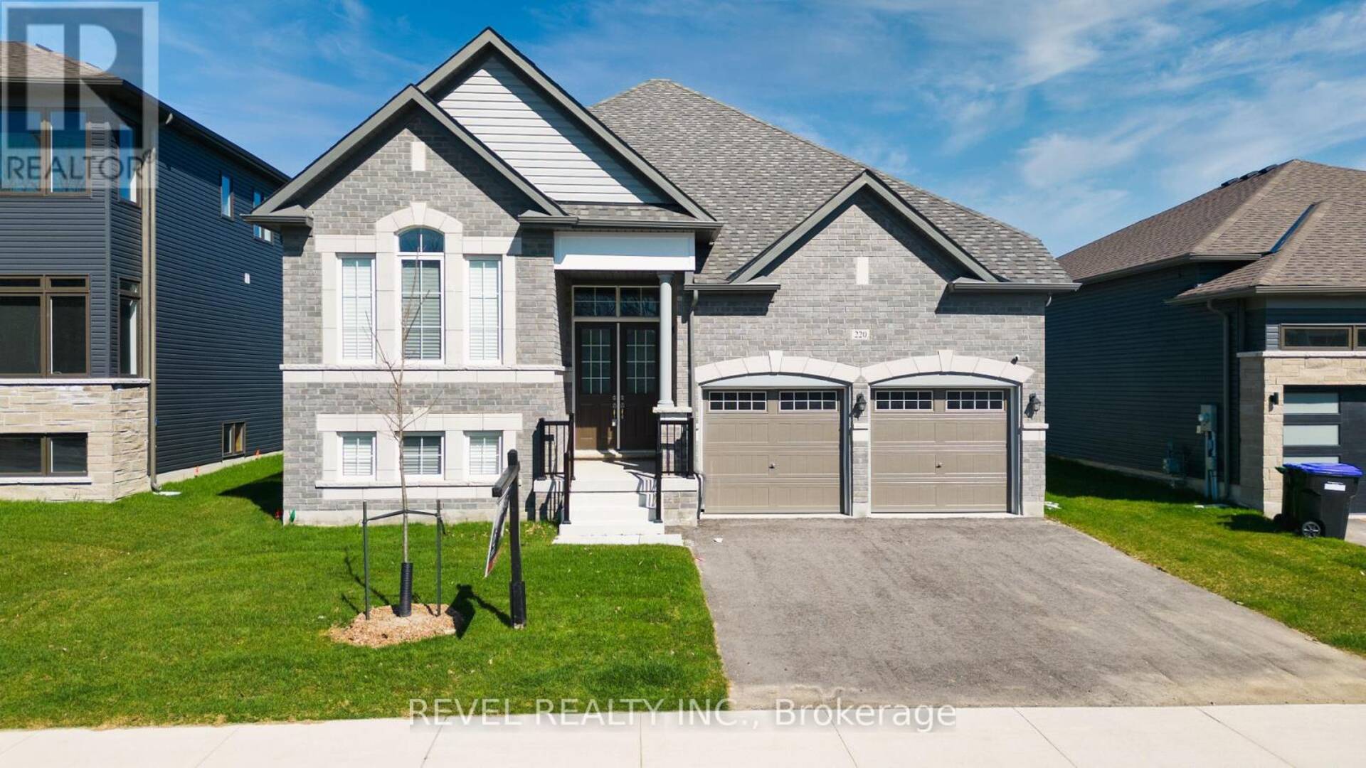 220 RAMBLEWOOD DRIVE Wasaga Beach