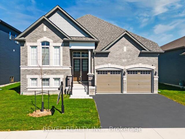 220 RAMBLEWOOD DRIVE Wasaga Beach Ontario