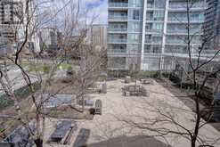 219 - 66 FOREST MANOR ROAD Toronto 