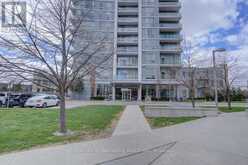 219 - 66 FOREST MANOR ROAD Toronto 