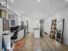 2243 DUNDAS STREET W Toronto 