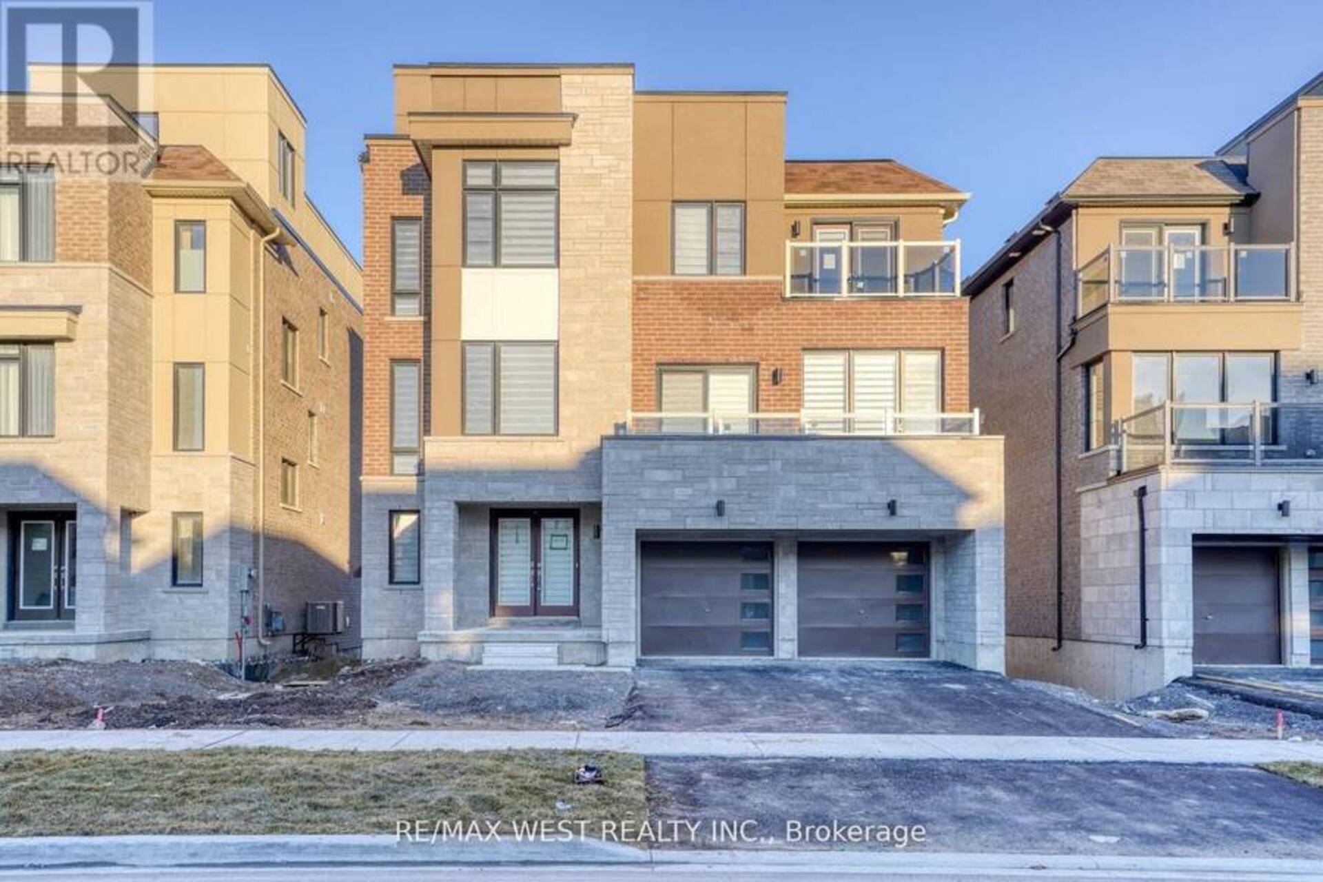 11 YACHT DRIVE Clarington