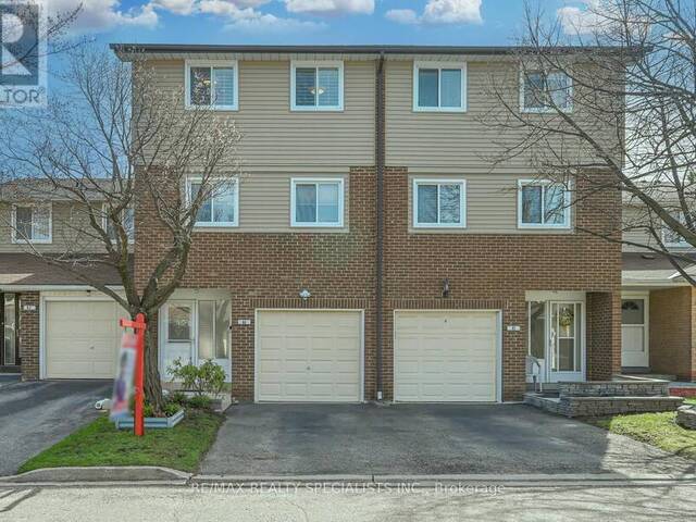 66 CARISBROOK COURT Brampton  Ontario